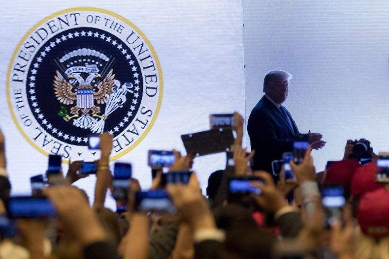 AMN-GEN_TRUMP-SELLO_ALTERADO-0.jpg
