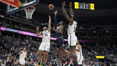 Jokic y Nuggets extienden racha perdedora de Nets