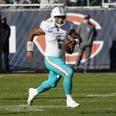 Tua y Dolphins superan a Bears y opacan día récord de Fields