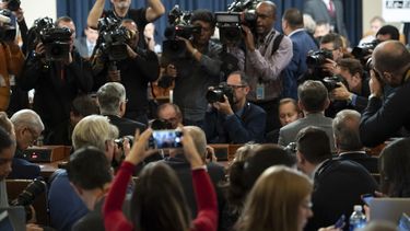 LO ÚLTIMO: Concluye primer día de audiencias sobre Trump
