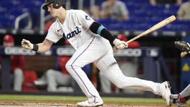 Cerveceros pactan con Brian Anderson por 3,5 millones