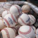 MLB estandariza frotado y humidificación de pelotas