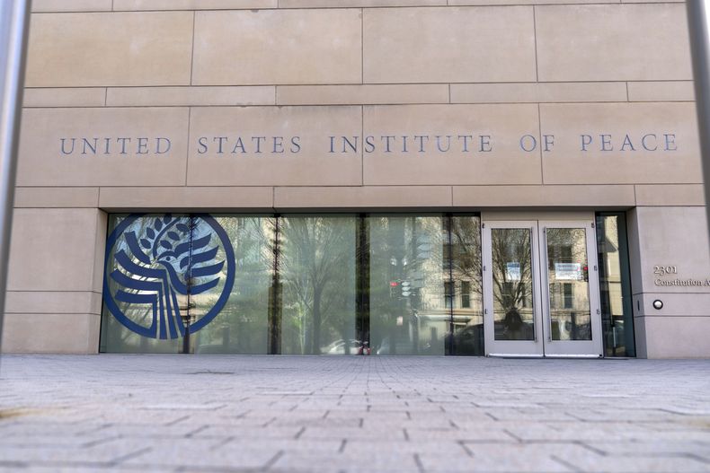 La sede del Instituto de Paz de Estados Unidos en Washington el 17 de marzo del 2025. (AP foto/Jose Luis Magana)