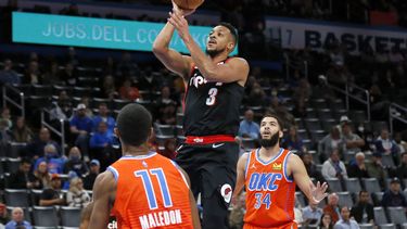 Fuentes: Trail Blazers envían a McCollum a los Pelicans