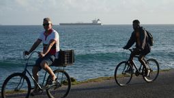 El buque petrolero ruso Anatoly Kolodkin cerca de Matanzas, Cuba, el 31 de marzo del 2026. (AP foto/Ramón Espinosa)