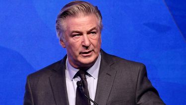 alec baldwin acuso a cuatro miembros del equipo de rust por la muerte de halyna hutchins