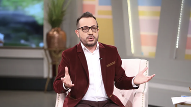 sanchez grass regresa de sus vacaciones con lengua de acero y terciopelo