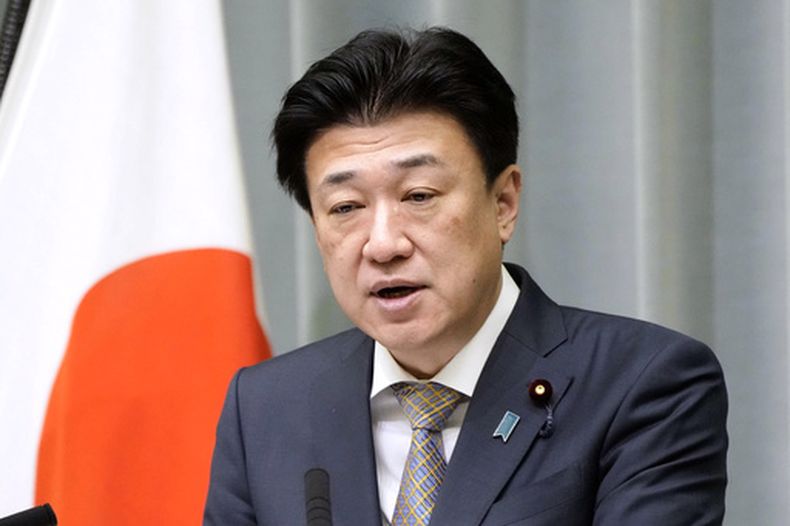 El secretario en jefe del Gabinete de Japón, Minoru Kihara, habla en una conferencia de prensa en Tokio, el martes 7 de abril de 2026. (Keisuke Hosojima/Kyodo News vía AP)