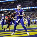 Bills inauguran campaña con paliza a los campeones Rams