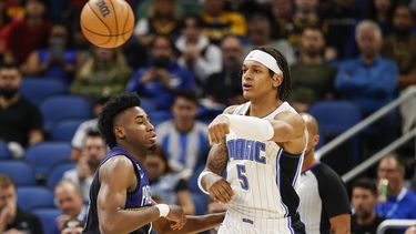 Banchero y Harris guían a Magic a derrotar a Pacers 126-120