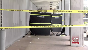 hombre fue fatalmente apunalado en una calle del downtown de miami