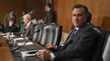 Republicanos mayormente callados ante problemas de Trump