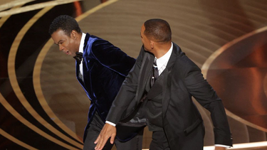 will smith aun no se ha disculpado personalmente con chris rock por la cachetada en los oscar