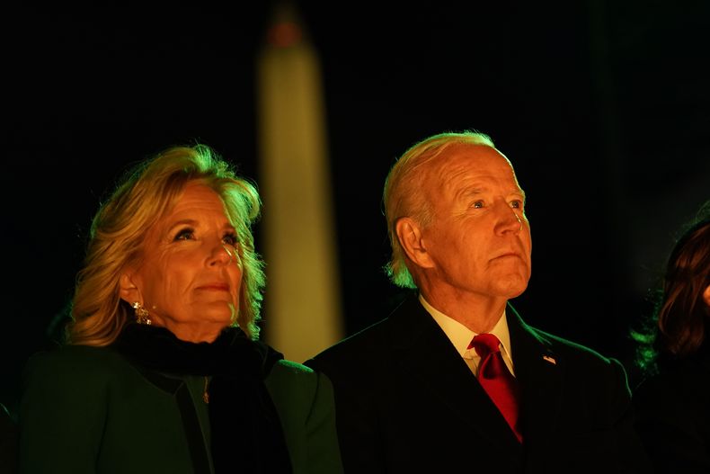 AMN-GEN BIDEN-ÁRBOL DE NAVIDAD