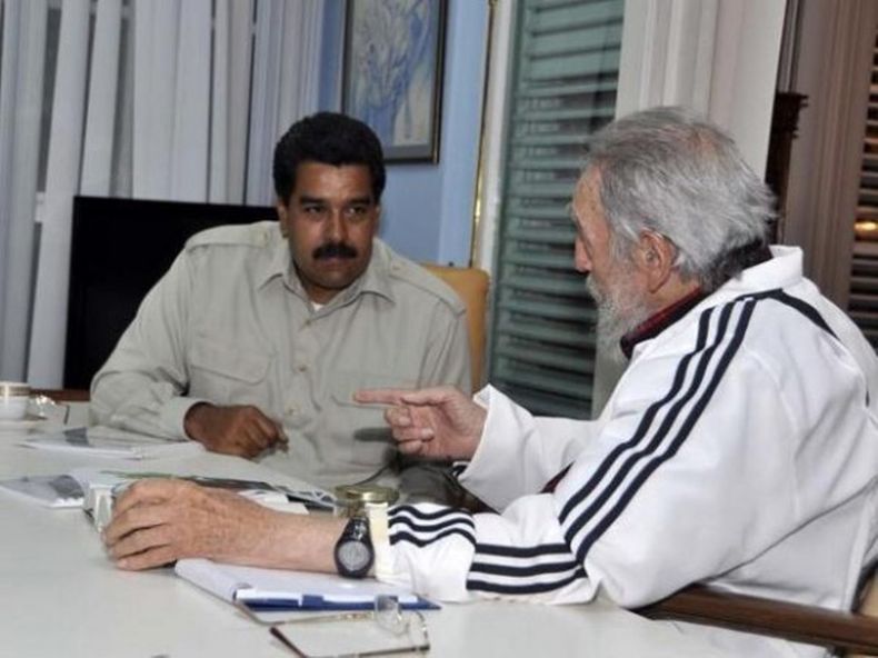 Maduro y Fidel en julio de 2013. Archivo