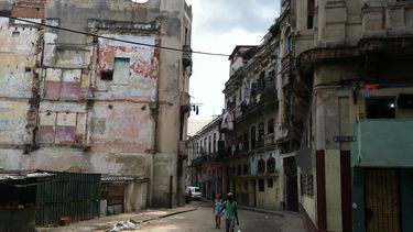 en cuba no espere encontrar wi-fi ni cajeros automaticos