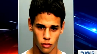 americateve | Hoy dictaron sentencia a un joven acusado de un triple homicidio vehicular por un accidente durante una carrera ilegal de autos.