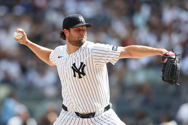 Gerrit Cole de los Yankees de Nueva York lanza ante los Mets de Nueva York, el sábado 12 de septiembre de 2026, en Nueva York. (AP Foto/Heather Khalifa)