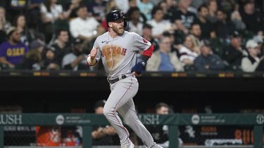 Story logra 7mo jonrón en 7 juegos; Medias Rojas ganan