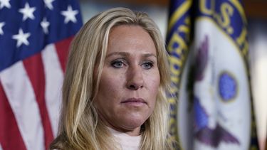 twitter elimina cuenta de representante republicana por georgia