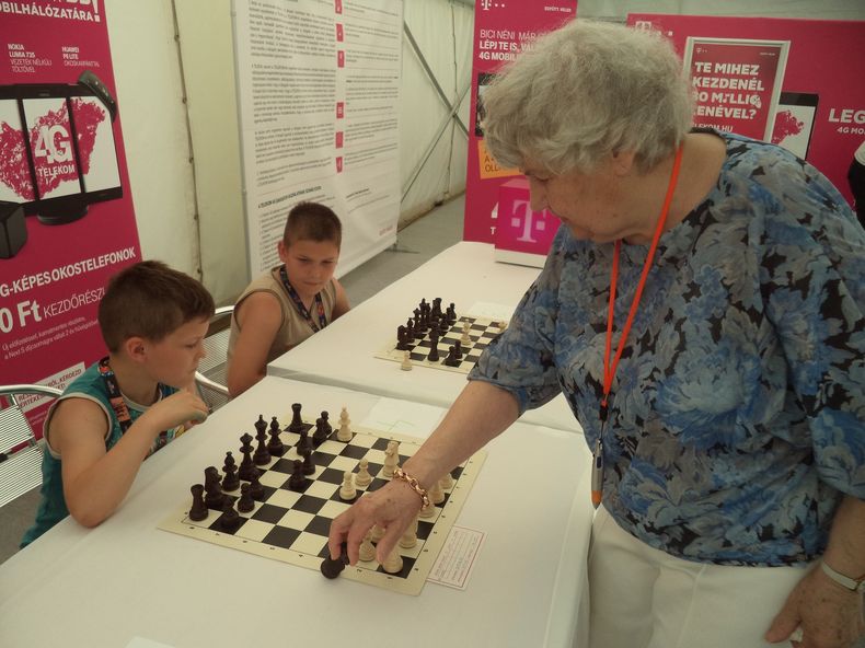 hungara record capablanca.JPG