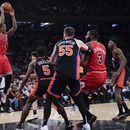 DeRozan le da el triunfo a los Bulls ante los Knicks