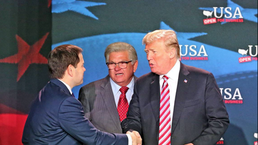 van a ocurrir cosas muy, pero muy buenas: trump a exiliados de cuba y venezuela