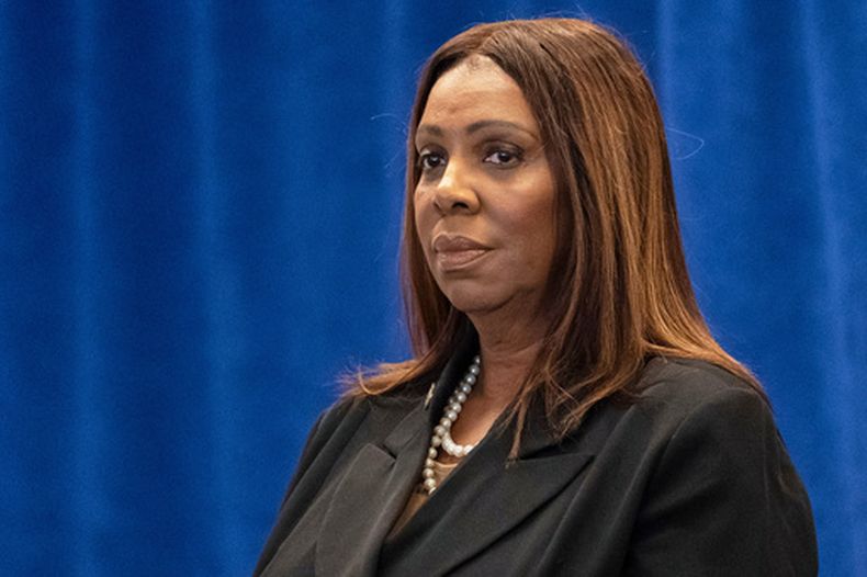 La fiscal general de Nueva York Letitia James en una conferencia de prensa en Nueva York, el 15 de diciembre del 2025. (AP foto/Yuki Iwamura)