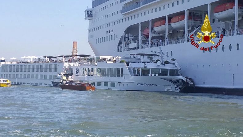 EUR-GEN_VENECIA-COLISION-0.jpg