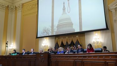 Comisión del 6 de enero culpa a Trump de intento de golpe