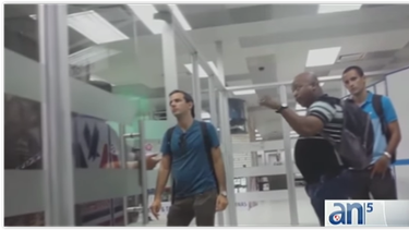 americateve | CUBANOS EL SALVADOR.PNG