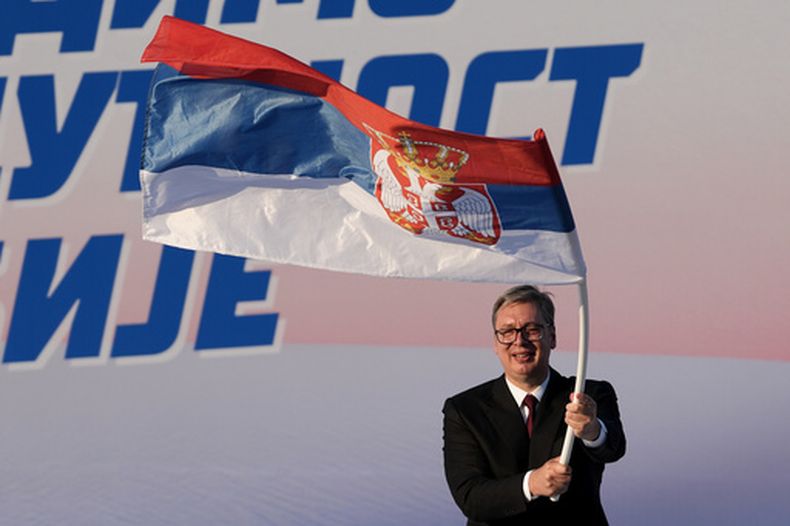 El presidente serbio Aleksandar Vucic en un evento en Belgrado el 27 de junio del 2026. (AP foto/Darko Vojinovic)