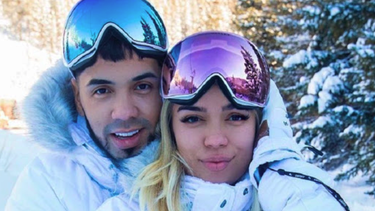 nuevos detalles sobre la ruptura de karol g y anuel. ella se sentia asfixiada, asegura fuente cercana