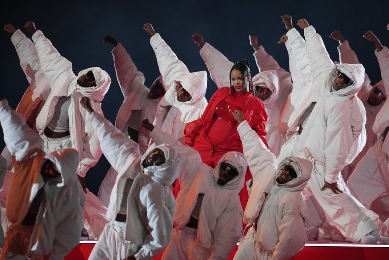 ESP-CEL RIHANNA-URGENTE