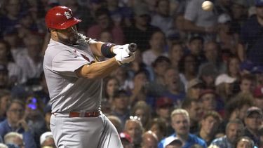 Cardenales ganan 1-0 a Cachorros con jonrón 693 de Pujols