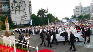 francisco pide evitar fracaso de proceso de paz en colombia