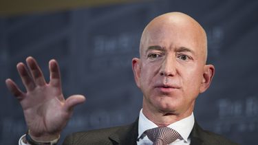 Abogado: Nacional Enquirer no extorsionó a Bezos