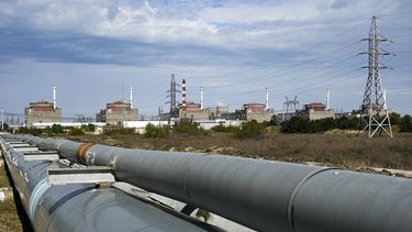 En esta imagen de archivo, vista de la central nuclear de Zaporiyia, en Enerhodar, Zaporiyia, en una zona del sureste de Ucrania ocupada por Rusia, el 1 de mayo de 2022. (AP Foto/archivo)