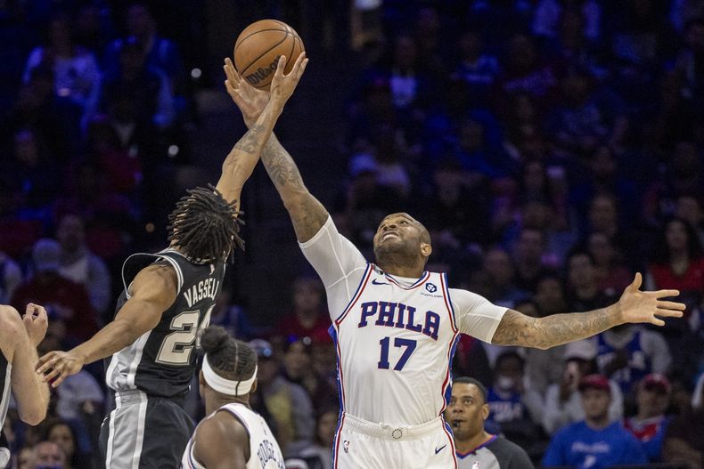 DEP-BAS 76ERS-PENALIZACIÓN