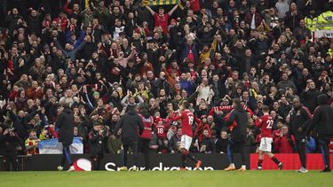 Dueño de petroquímica INEOS busca adquirir el Man United