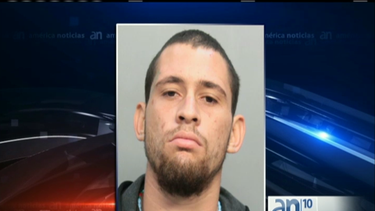 tras las rejas los sujetos sospechosos de vandalizar e intentar robar un negocio en hialeah