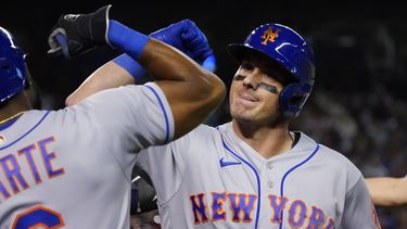 Mets derrotan a Arizona 6-5 con sencillo de Marte en el 10mo