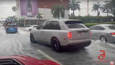 severas inundaciones en miami: calles bajo agua, autos atrapados y objetos flotando tras fuertes lluvias