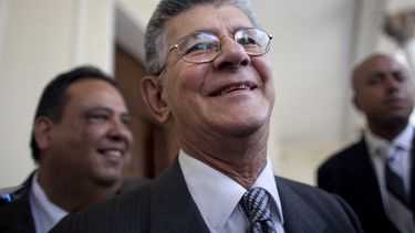 Venezuela: Congreso irá a la OEA ante decisiones de la Corte