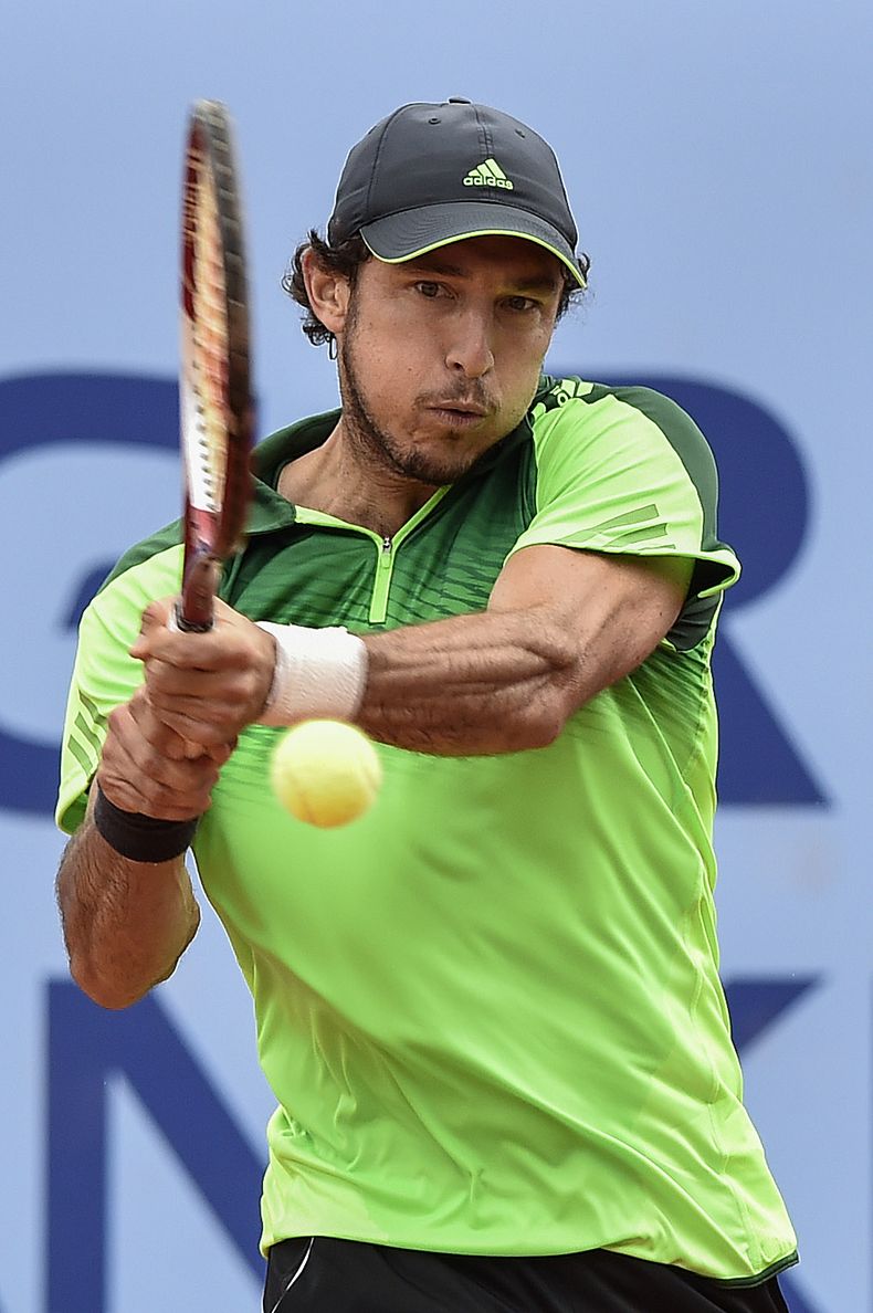 El argentino Juan M&oacute;naco en el Abierto Suizo. El 26 de julio del 2014 M&oacute;naco cay&oacute; en la final ante el espa&ntilde;ol Pablo And&uacute;jar. (AP Foto/Keystone,Peter Schneider)