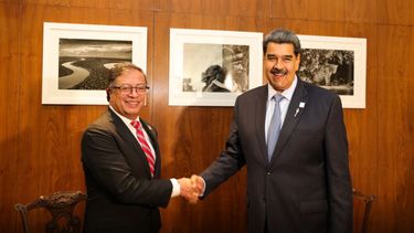 Gustavo Petro viajará a Venezuela para reunirse con el presidente Maduro este sábado