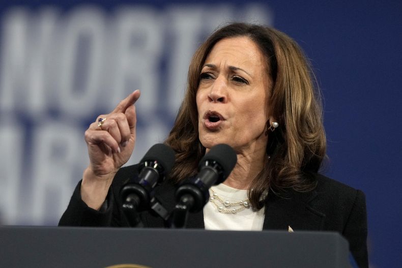 La candidata presidencial demócrata Kamala Harris habla durante un acto de campaña, el jueves 12 de septiembre de 2024, en Greensboro, Carolina del Norte (Foto AP/Chris Carlson)
