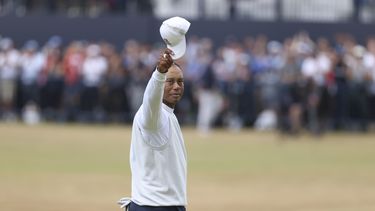 Emotiva despedida de Tiger Woods de St. Andrews