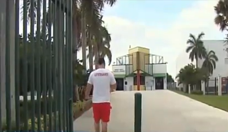 Un supervisor de parques de Hialeah enfrenta una delicada acusación  por sostener una relación sentimental con una menor de edad.