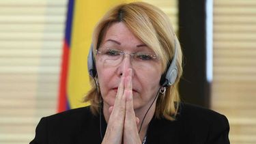 exfiscal general luisa ortega diaz pide asilo en espana